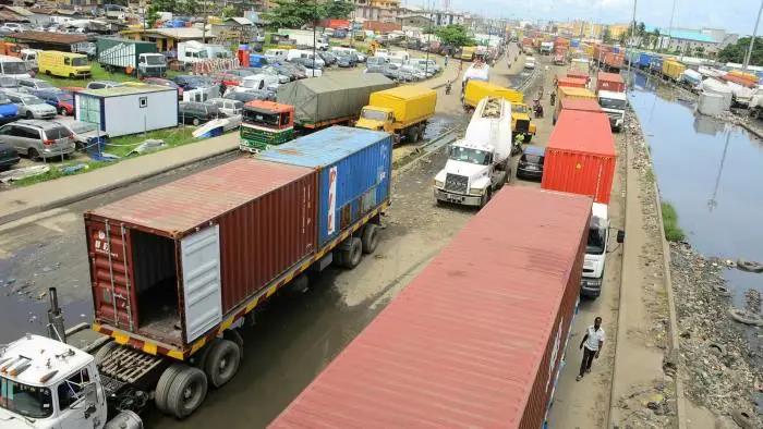 货运成本暴涨600％！该国无人提货/弃货风险激增，超4000个集装箱货物或将遭拍卖