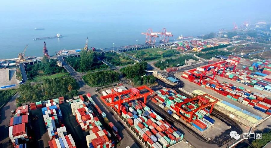 武汉港2020年集装箱吞吐量创新高