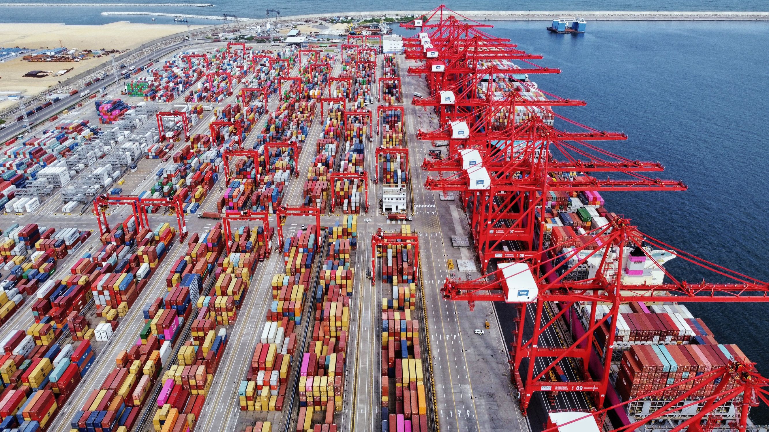 集装箱吞吐量1.22亿标箱 招商港口再创历史新高