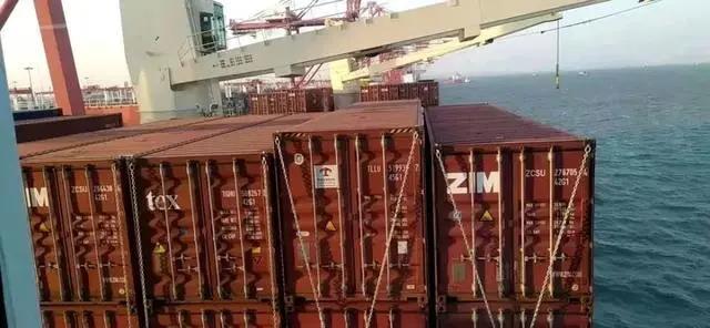 缓解紧张运力，中远海运改造船舶运输集装箱