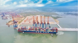 越南这个大港口的码头被搁置十年，集运市场的火热让它得以运营