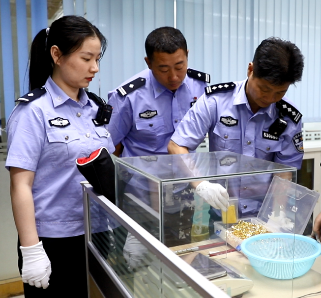 虚假出口智能产品骗取退税1012.87万,12名涉案人员被依法起诉!