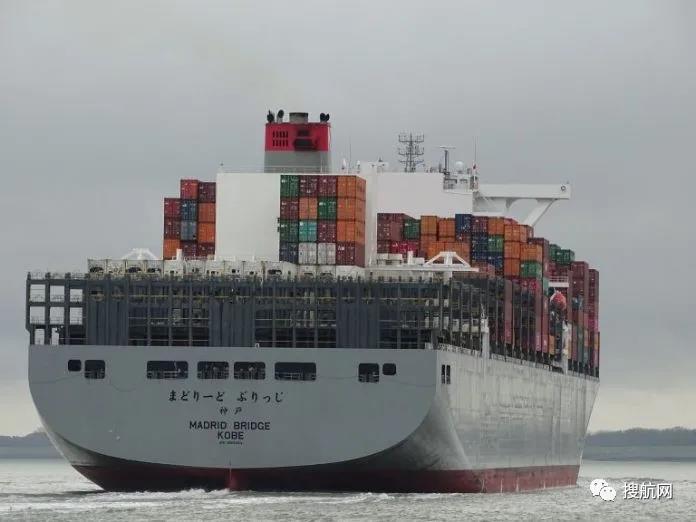 突发！一大型集装箱船发生集装箱倒塌事故！曾挂靠盐田和香港